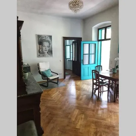 Villa Alte 400m2 Seegrund Nur Fuer Euch - Old With 400m2 Just For Maria Wörth