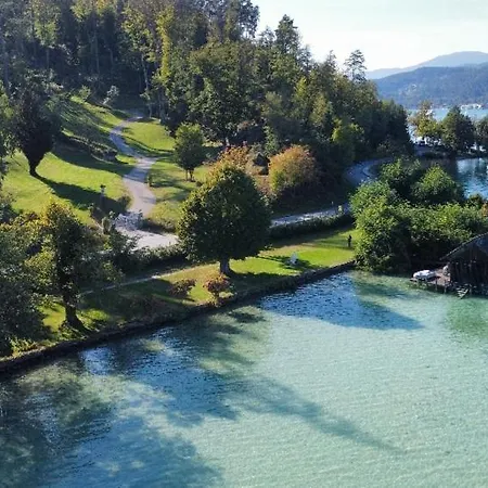 Alte 400m2 Seegrund Nur Fuer Euch - Old With 400m2 Just For Villa *